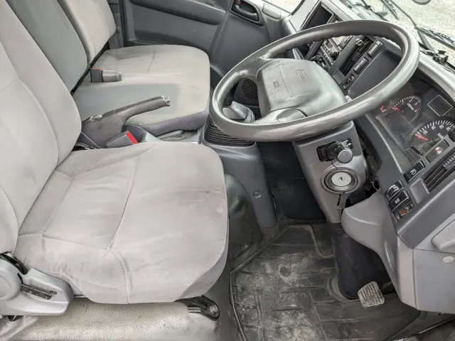 いすゞ エルフ TKG-NMR85AN(2WD)の写真38