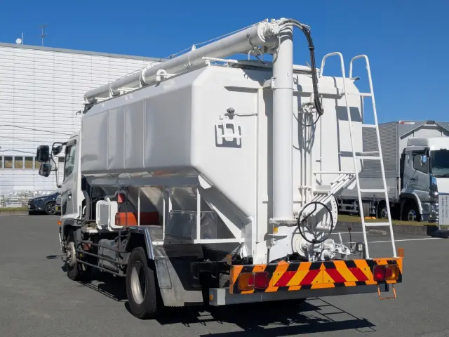 日野 レンジャー QKG-FJ7JEAA(2WD)の写真4