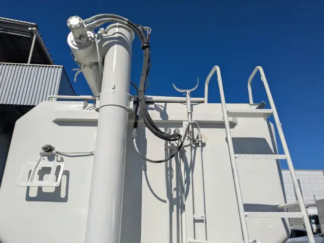 日野 レンジャー QKG-FJ7JEAA(2WD)の写真17