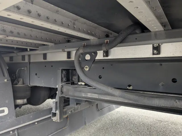 日野 レンジャー 2KG-FD2ABG(2WD)の写真9