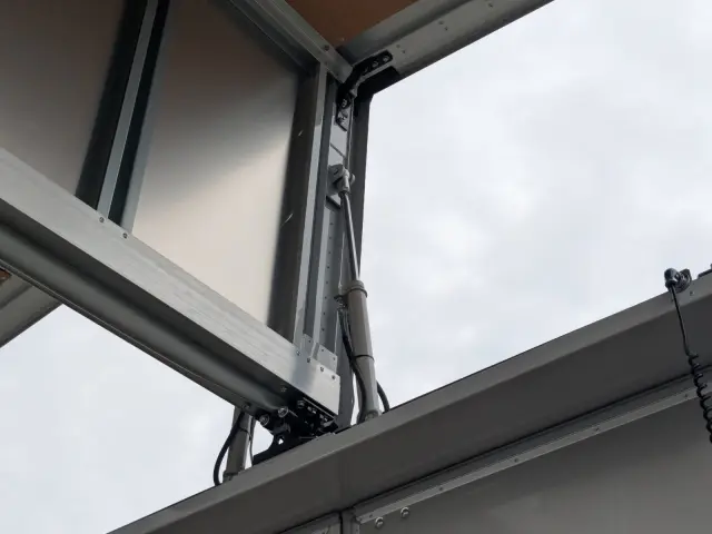 日野 レンジャー 2KG-FD2ABG(2WD)の写真29