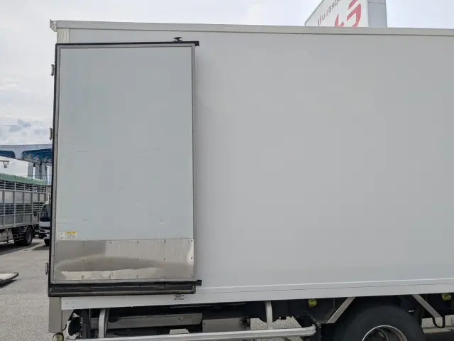 日野 レンジャー TKG-GD7JMAG(2WD)の写真16