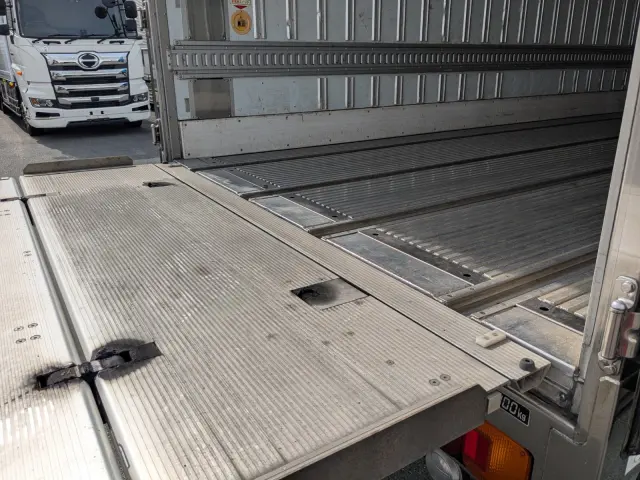 日野 レンジャー TKG-GD7JMAG(2WD)の写真33