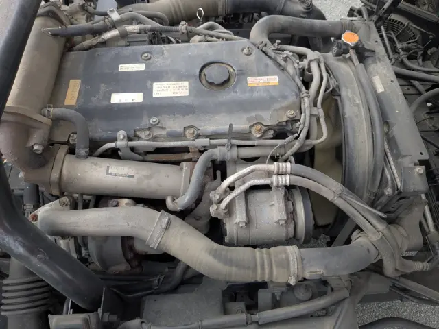 いすゞ エルフ PDG-NPR75N(2WD)の写真39