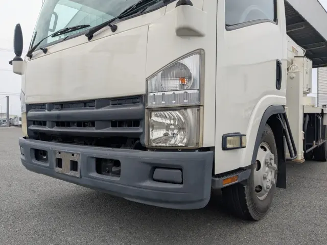 いすゞ エルフ PDG-NPR75N(2WD)の写真43