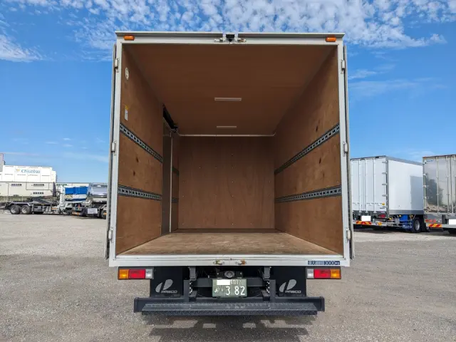 三菱 キャンター 2RG-FEB50(2WD)の写真9