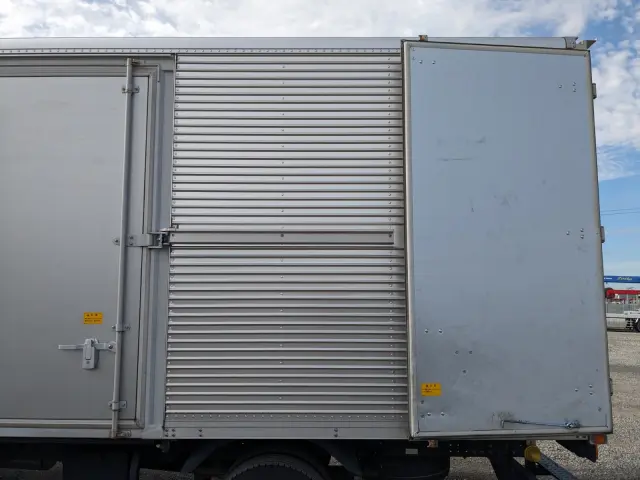 三菱 キャンター 2RG-FEB50(2WD)の写真20