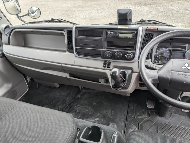 三菱 キャンター 2RG-FEB50(2WD)の写真35