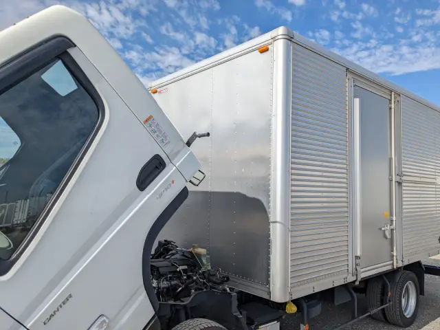 三菱 キャンター 2RG-FEB50(2WD)の写真39