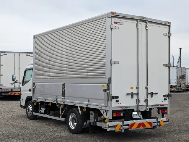 三菱 キャンター 2RG-FEB80(2WD)の写真4