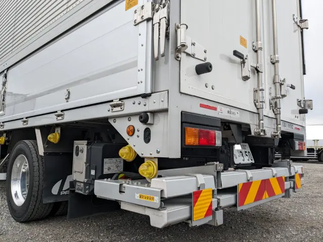 三菱 キャンター 2RG-FEB80(2WD)の写真8