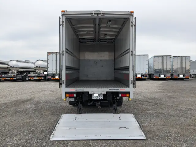 三菱 キャンター 2RG-FEB80(2WD)の写真10