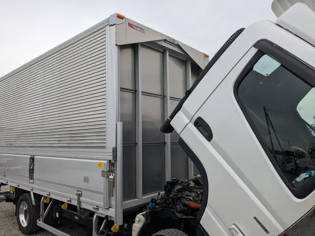 三菱 キャンター 2RG-FEB80(2WD)の写真49