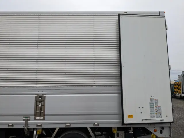 三菱 キャンター 2RG-FEB80(2WD)の写真24