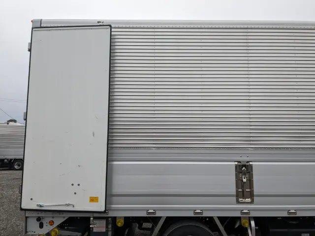 三菱 キャンター 2RG-FEB80(2WD)の写真30