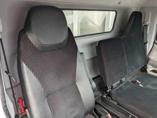 三菱 キャンター 2RG-FEB80(2WD)の写真40