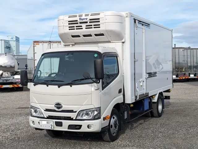 日野 デュトロ 2RG-XZU655M(2WD)の写真1