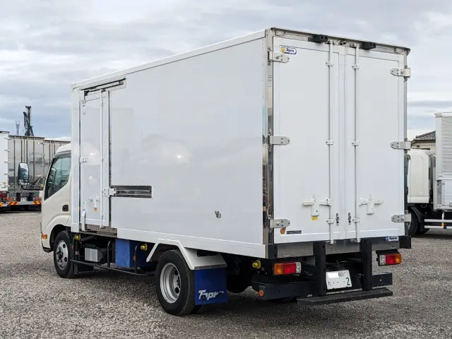 日野 デュトロ 2RG-XZU655M(2WD)の写真4