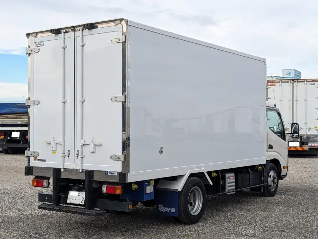 日野 デュトロ 2RG-XZU655M(2WD)の写真5