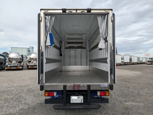 日野 デュトロ 2RG-XZU655M(2WD)の写真9