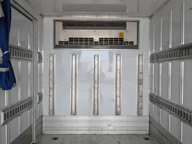 日野 デュトロ 2RG-XZU655M(2WD)の写真16