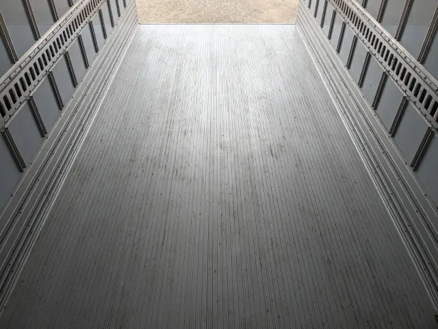 日野 デュトロ 2RG-XZU655M(2WD)の写真17