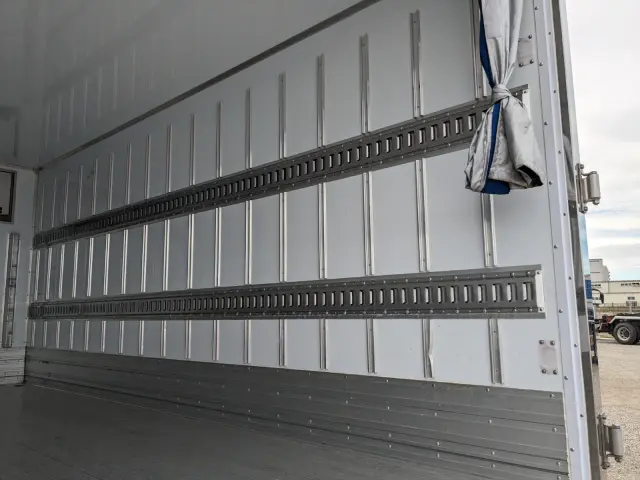 日野 デュトロ 2RG-XZU655M(2WD)の写真18