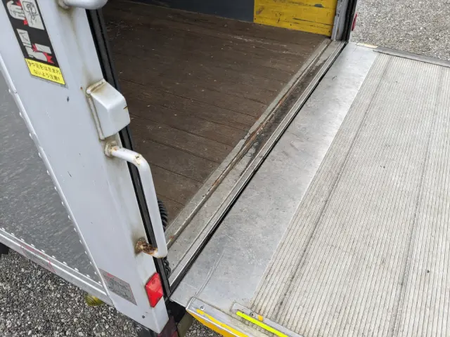 トヨタ ダイナ TKG-XZC600(2WD)の写真12