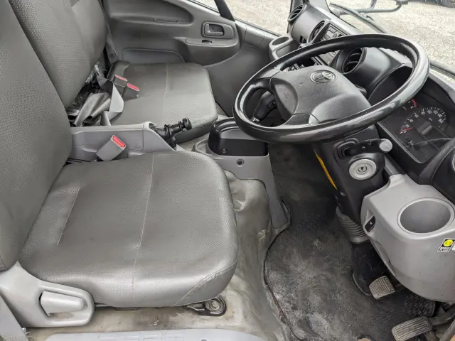 トヨタ ダイナ TKG-XZC600(2WD)の写真37