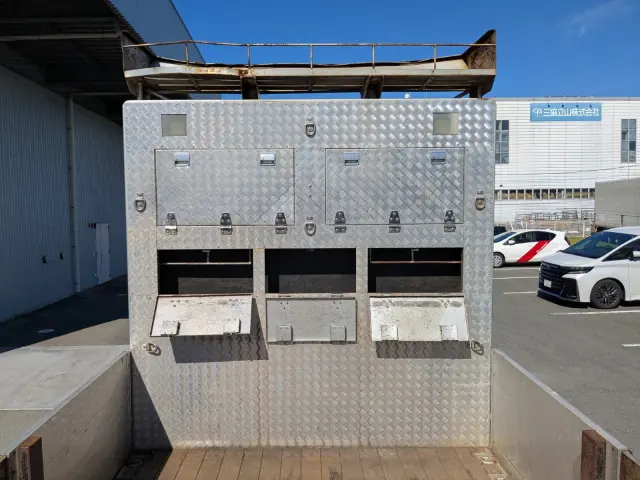 日野 プロフィア QPG-FW1EXEJ(8x4)の写真21