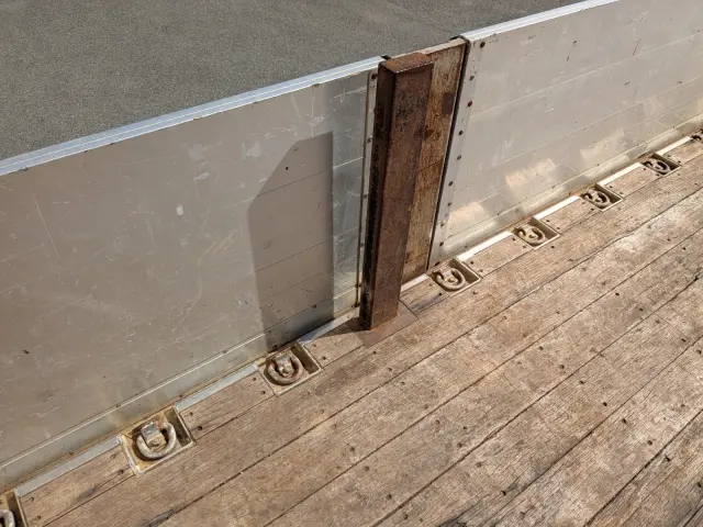 日野 プロフィア QPG-FW1EXEJ(8x4)の写真24