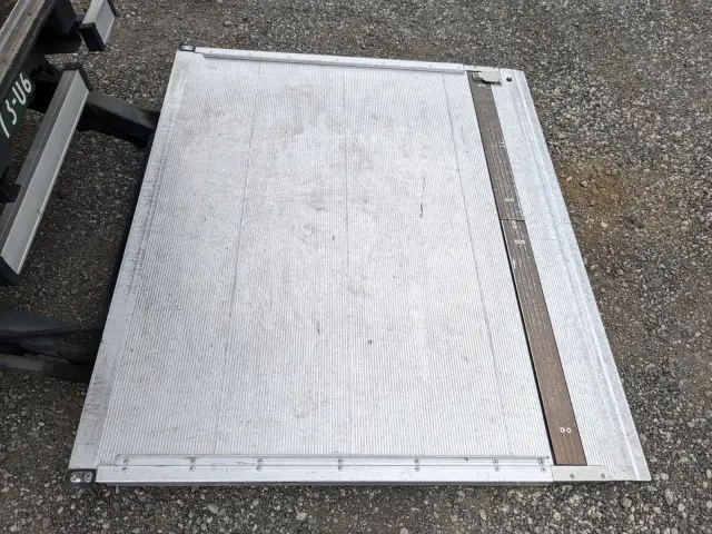 いすゞ エルフ TKG-NMR85AN(2WD)の写真12