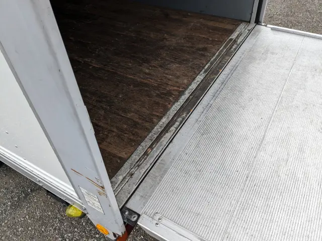 いすゞ エルフ TKG-NMR85AN(2WD)の写真13