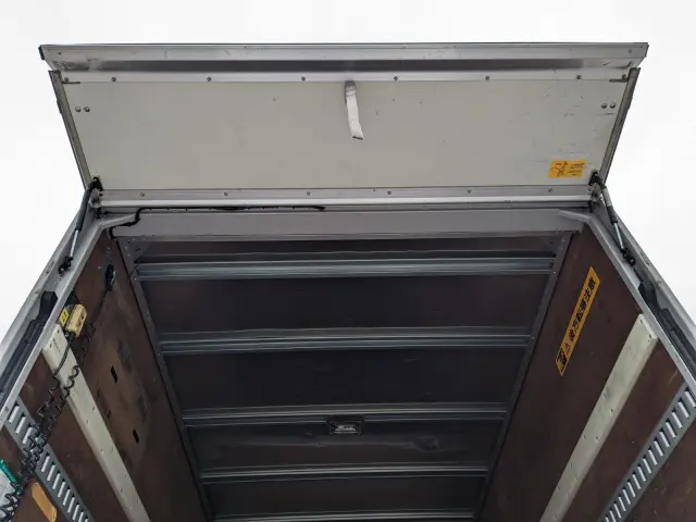 いすゞ エルフ TKG-NMR85AN(2WD)の写真15