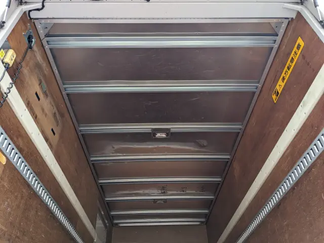 いすゞ エルフ TKG-NMR85AN(2WD)の写真18