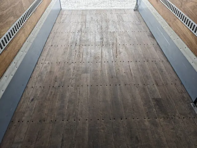 いすゞ エルフ TKG-NMR85AN(2WD)の写真22