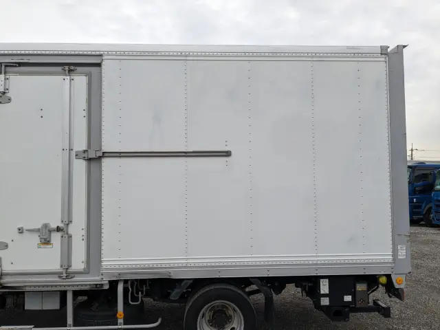 いすゞ エルフ TKG-NMR85AN(2WD)の写真31