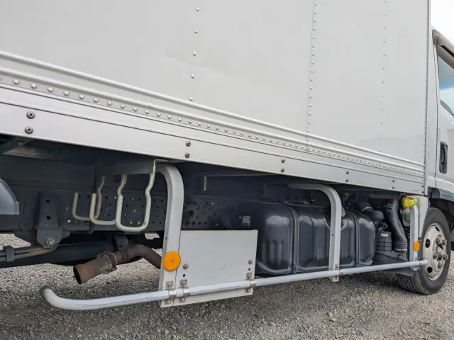 いすゞ エルフ TKG-NMR85AN(2WD)の写真36