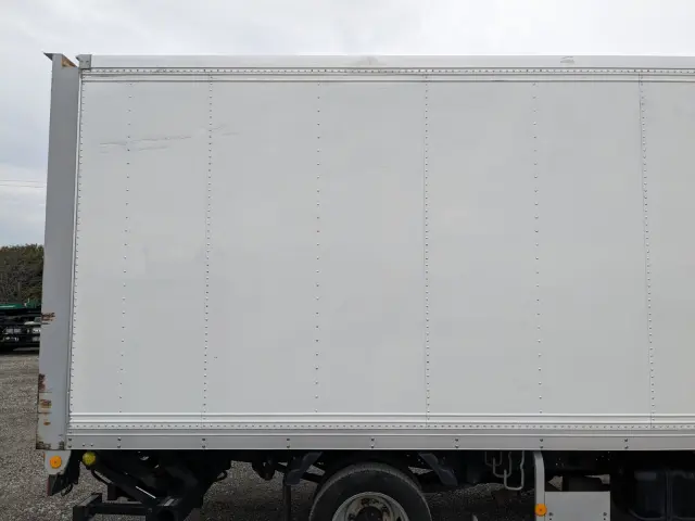 いすゞ エルフ TKG-NMR85AN(2WD)の写真37