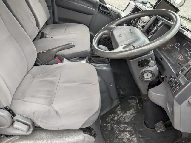 いすゞ エルフ TKG-NMR85AN(2WD)の写真38