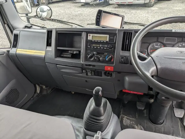 いすゞ エルフ TKG-NMR85AN(2WD)の写真41