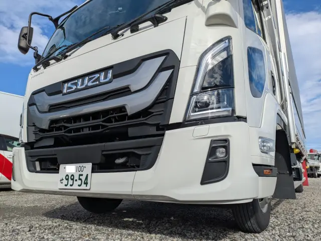 いすゞ フォワード 2RG-FRR90T4(2WD)の写真5