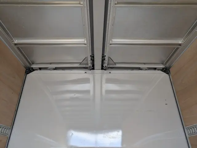 いすゞ フォワード 2RG-FRR90T4(2WD)の写真17