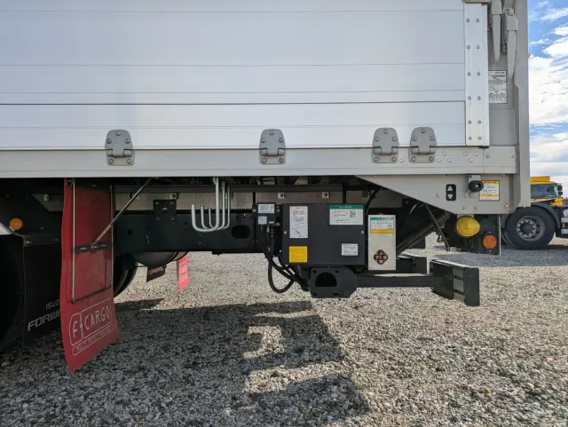 いすゞ フォワード 2RG-FRR90T4(2WD)の写真21