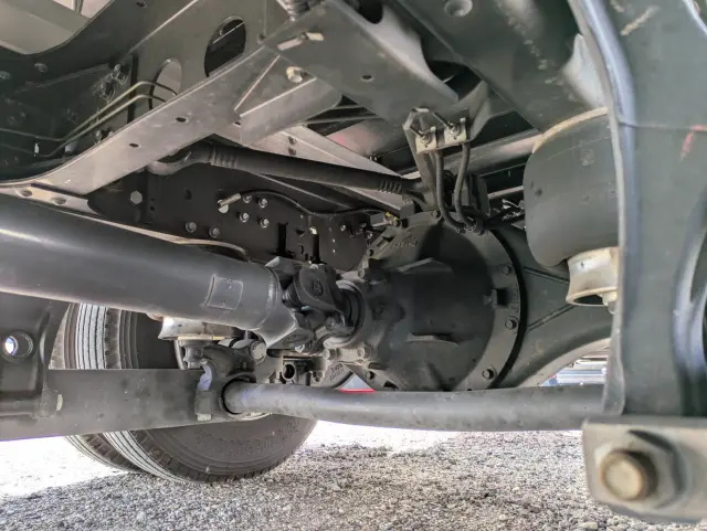 いすゞ フォワード 2RG-FRR90T4(2WD)の写真23