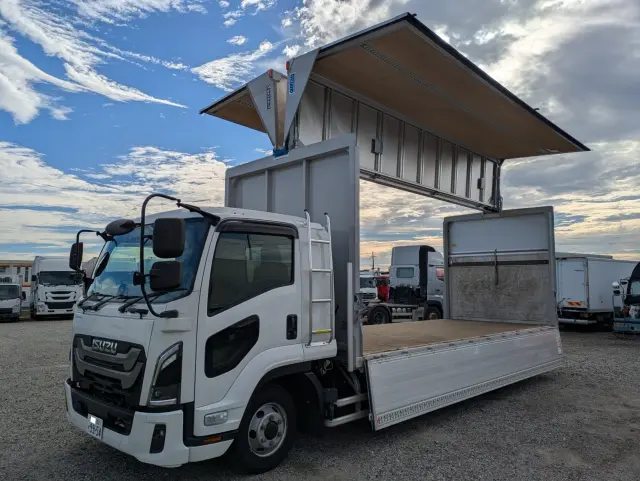 いすゞ フォワード 2RG-FRR90T4(2WD)の写真32