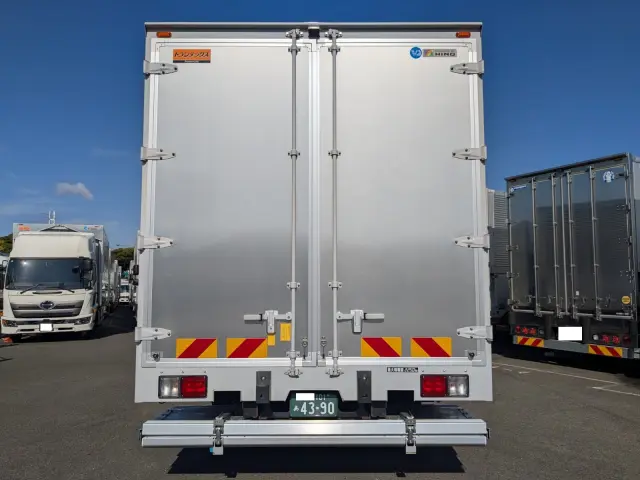 日野 レンジャー 2KG-FD2ABG(2WD)の写真8