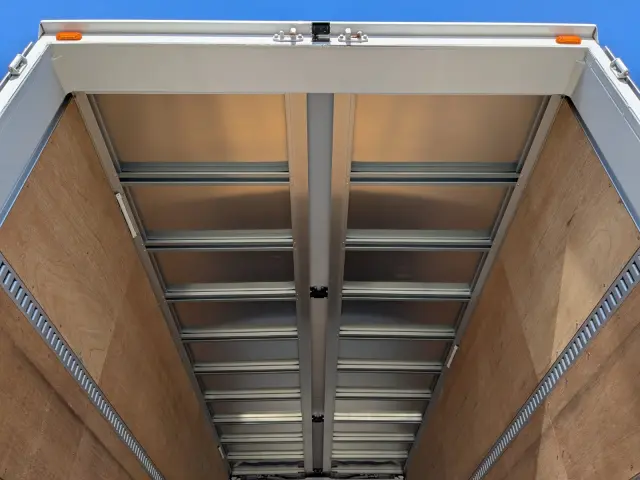 日野 レンジャー 2KG-FD2ABG(2WD)の写真12