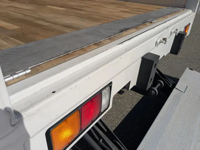 三菱 ファイター 2KG-FK65F(2WD)の写真12