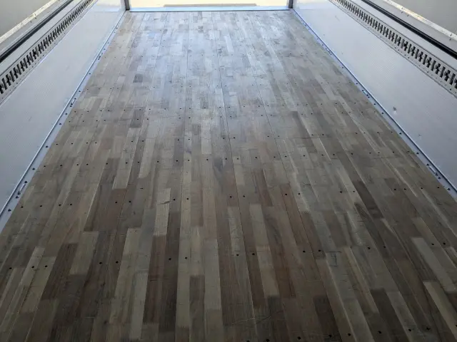 三菱 ファイター 2KG-FK65F(2WD)の写真21